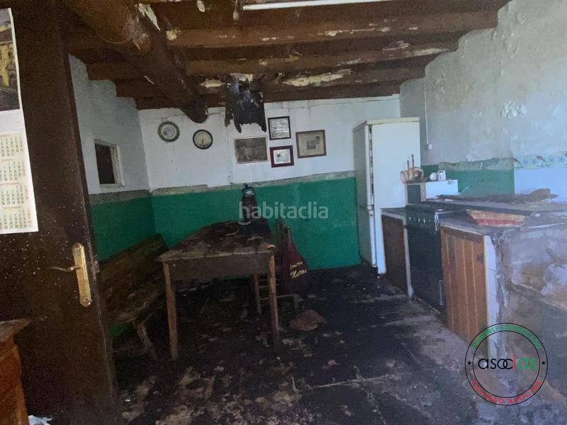 Foto 4658ad8c-1b35-417a-8c80-86b4f89004d2. Casa amb calefacció aparcament a Carreño