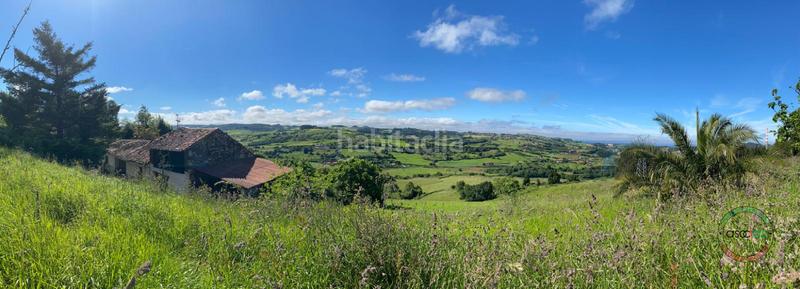Foto 9e4f059d-e3f3-41f6-98d5-f44ee2827f70. Casa amb calefacció aparcament a Carreño