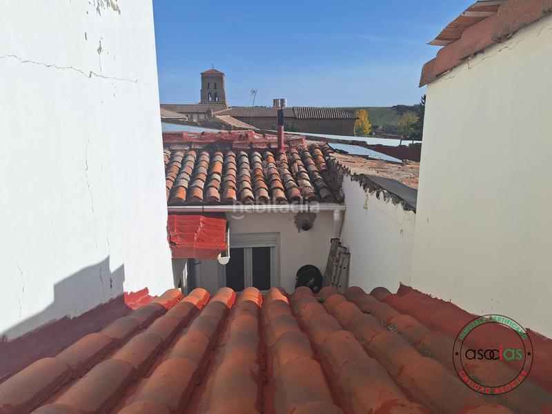 Foto e0d4a02c-5ec8-4a2a-ac3b-e27e4f8e5378. Casa adossada a Vallecillo - cl leon 11 a Vallecillo