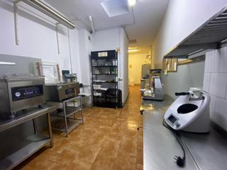 Local Comercial en Pumarín. Se vende negocio online de gran prestigio de venta de cachopos,
