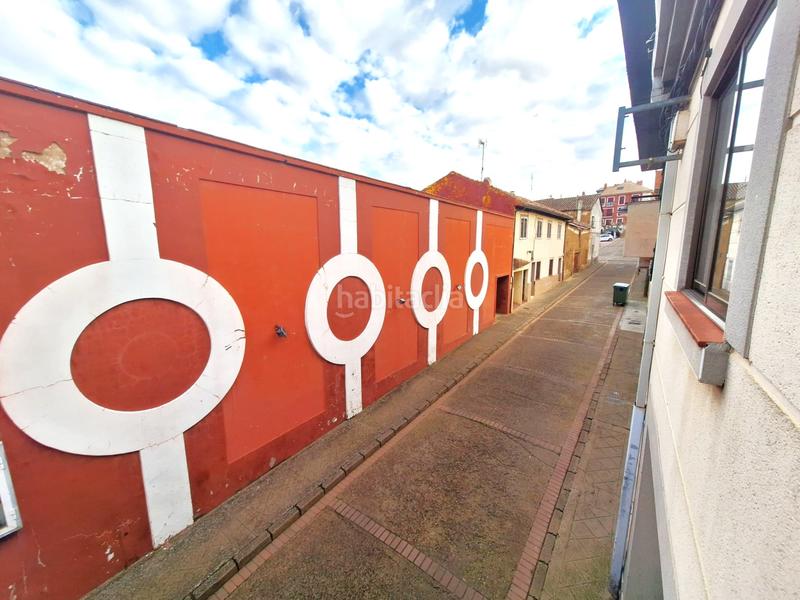 Foto 4885e4d6-d2fe-44fe-a73d-01b8ba7ed858. Maison jumelée avec chauffage parking dans Sahagún