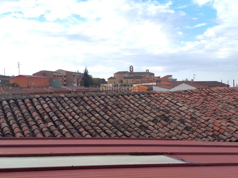 Foto 8ac69428-8724-45c4-bdfe-be0fdf73a694. Maison jumelée avec chauffage parking dans Sahagún