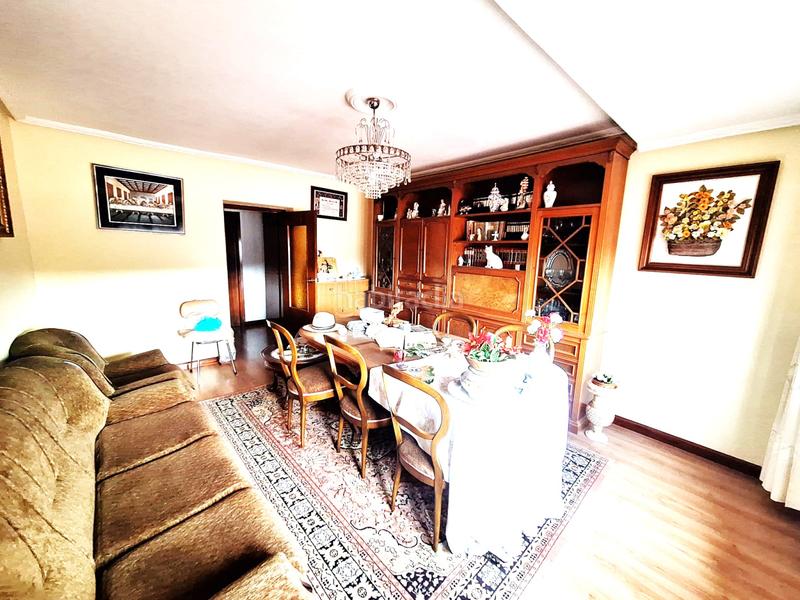 Foto c85ce7aa-7cb3-4b53-bb6c-4f656a9f21cd. Maison jumelée avec chauffage parking dans Sahagún