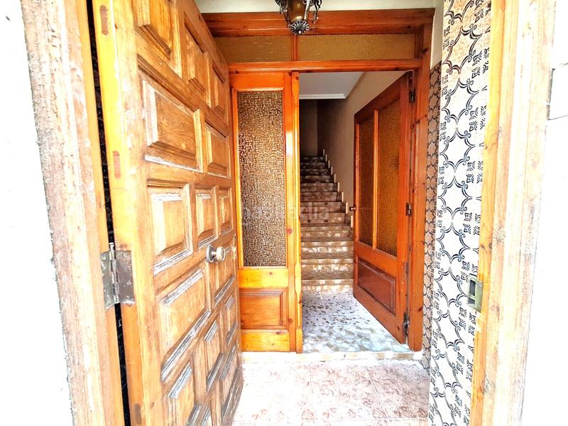 Foto ea1d62dd-d367-4502-945b-c5800c00a3ad. Maison jumelée avec chauffage parking dans Sahagún