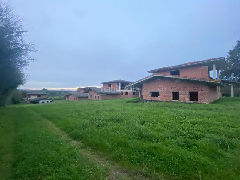 Foto 386c6c6c-35dd-402b-8a4a-324d1f8f95c8. Casa en venta chalet para finalizar a tu gusto! en Siero