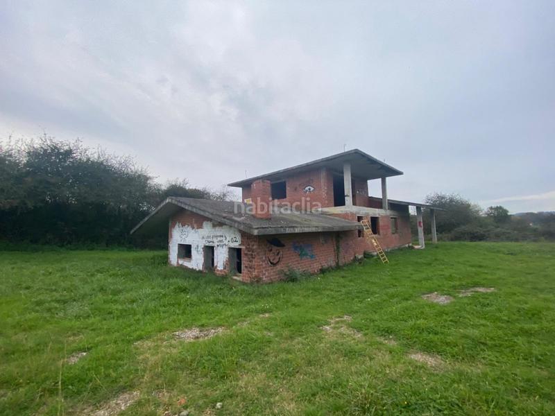 Foto 47f76e8d-0e8a-4d56-97b3-fee5bef9d6ff. Casa en venta chalet para finalizar a tu gusto! en Siero