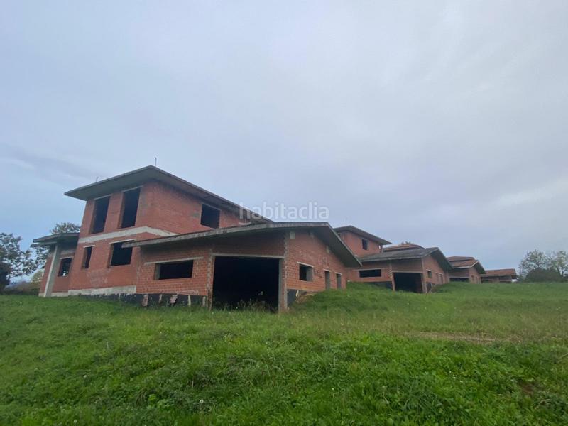 Foto 6e8f2e37-1395-4023-9d77-21613f8a6585. Casa en venta chalet para finalizar a tu gusto! en Siero