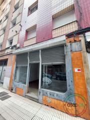 Locale commerciale  Gijón - cl nuñez de balboa. Local comercial en la calzada