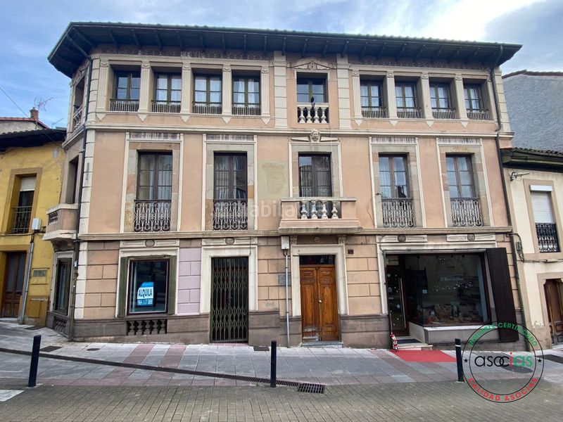 Foto e3190e6f-b71d-409e-97c1-bc5e263bd0e7. Edificio in Noreña