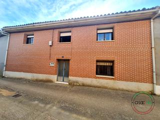 Maison jumelée à Sahagún - cl san juan-ga 40. 127969 casa en venta en galleguillos de campos, león