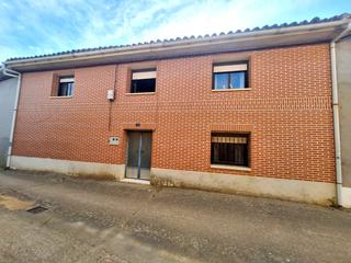 Casa adossada a Sahagún - cl san juan-ga 40. 127969 casa en venta en galleguillos de campos, león