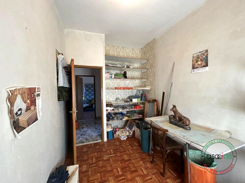 Foto 28047b83-fffa-4081-9083-5c21d34bc4e2. Casa amb aparcament a Santervás de Campos