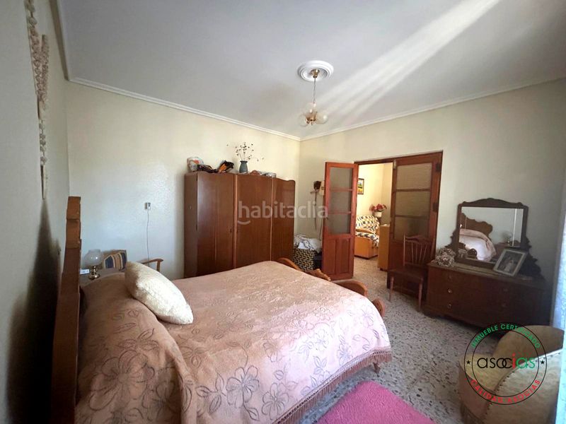 Foto d373d274-356f-482d-a0fa-d9f0c28fc3c5. Casa amb aparcament a Santervás de Campos