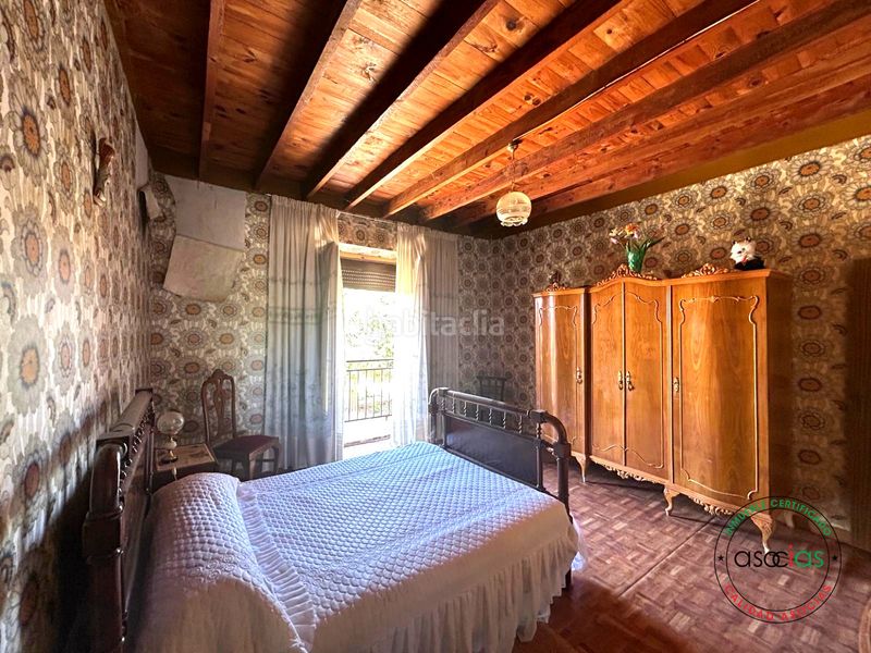 Foto f882e184-72ff-4e8e-8405-6831d9c913ab. Casa amb aparcament a Santervás de Campos