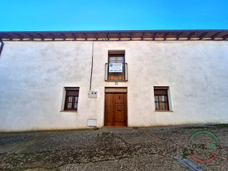 House in Vallecillo - cl tras olmo 4. ? casa en venta con patio en vallecillo león