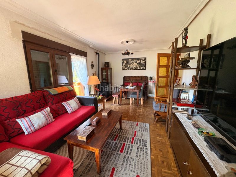 Foto 151402f6-1859-4b90-ac13-d255bec8f78c. Casa amb calefacció aparcament a Villamanín