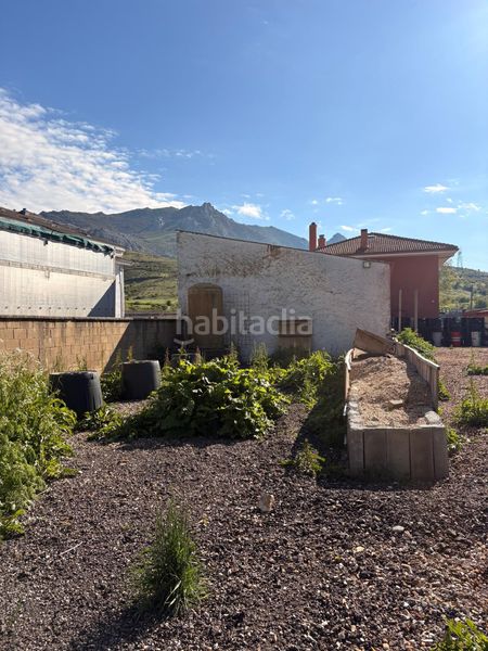 Foto 68930d8e-91e0-4ca3-87bc-b0344a0d64fb. Casa amb calefacció aparcament a Villamanín