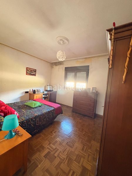 Foto 70a24994-0e96-4114-8550-eaf3ae494e31. Casa amb calefacció aparcament a Villamanín