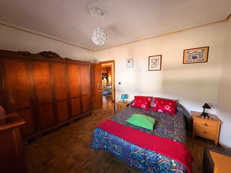 Foto 829d9435-55a9-49d5-9417-9080fe35a506. Casa amb calefacció aparcament a Villamanín