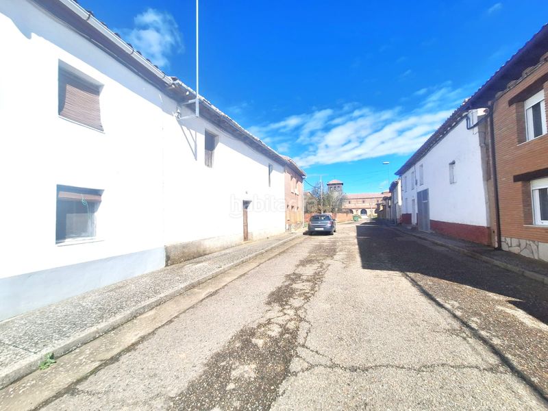 Foto 320b83f2-5570-404b-9d47-98b9f2fb28c9. Lloguer casa adossada amb calefacció a Cea