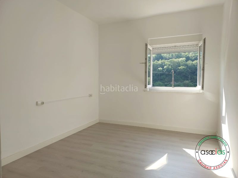 Foto aacbd435-d2a8-47a1-b519-03a768cb5ca2. Pis a La Felguera Langreo