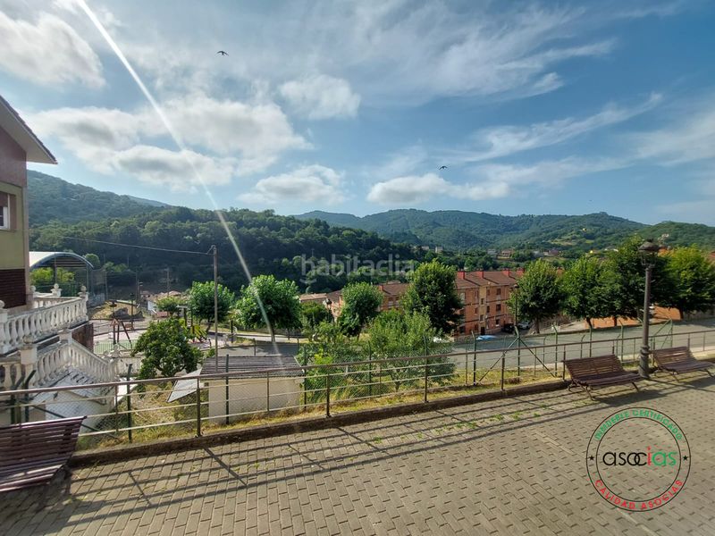 Foto f1e1af9d-e668-40a5-8be8-8cb8edb31743. Pis a La Felguera Langreo