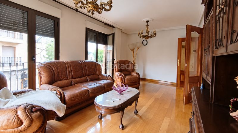 Foto 0564c3c3-fa0f-47ca-b6c2-0f9e10c0109c. Pis amb calefacció a Sahagún