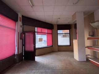 Miete Geschäftsraum  Gijón - calle costa rica. Gran oportunidad de negocio, local comercial y 5 trasteros