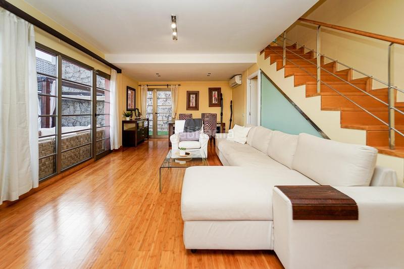 Foto e4ff5d30-3d74-43f4-960f-400f885bdc08. Chalet dans calle eslovaquia 1 dans Playa del Cura - Taurito Mogán