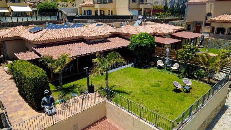 Foto 1a2dce81-afcb-4109-bfe0-369c2d5bf195. Chalet dans el salobre(campo golf) dans Salobre Golf San Bartolomé de Tirajana