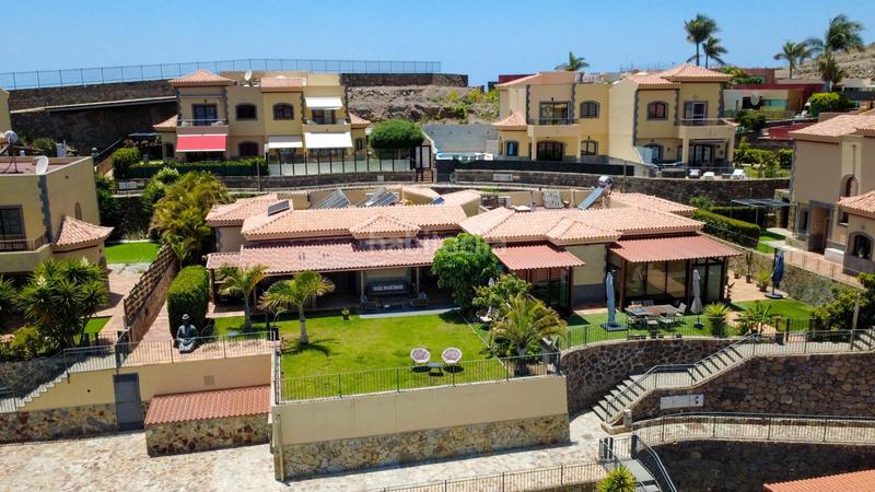 Foto cac1788a-62ad-43b7-9215-22989cd7f440. Chalet dans el salobre(campo golf) dans Salobre Golf San Bartolomé de Tirajana