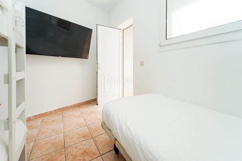 Foto 15ddcde8-edb1-4271-b6bf-2cc8dafb8c9f. Casa adosada en calle tara 16 amplia casa adosada de 6 dormitorios con apartamento independiente, vistas al mar y azotea en Arguineguín en Mogán