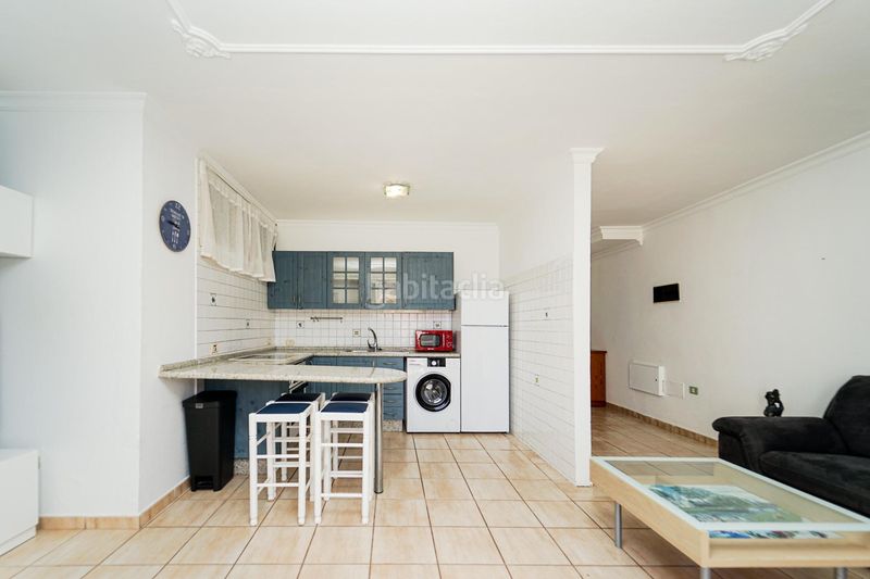 Foto d729a4a3-f4ce-44d7-ac7b-d597fd7cbb88. Casa adossada a calle tara 16 a Arguineguín Mogán
