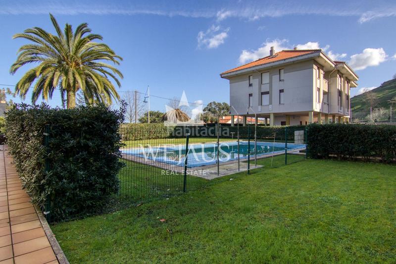 Foto 38e9695f-ef8b-449d-8f2c-ad5cb44a9ef6. Zweistöckige wohnung in calle comillas 66 in Suances