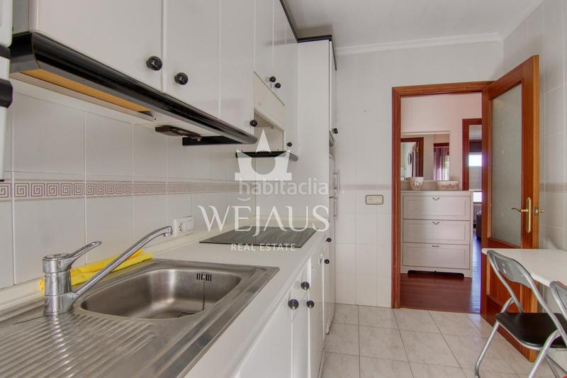 Foto 52ed8f9a-60c4-4fb9-87a2-1f77328ccf54. Zweistöckige wohnung in calle comillas 66 in Suances