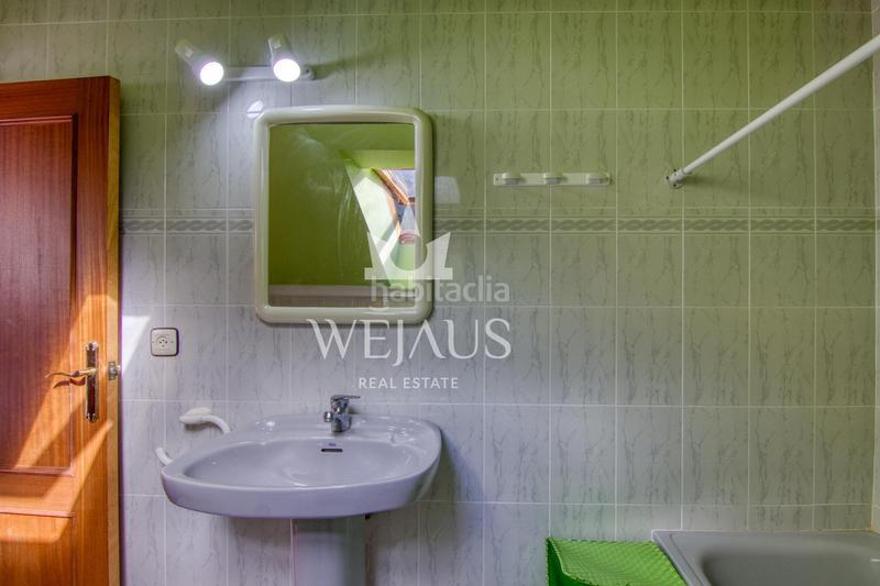 Foto 8a0aea7c-2431-41b5-9987-065e37e32bf0. Zweistöckige wohnung in calle comillas 66 in Suances