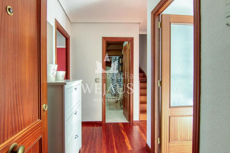 Foto ac6555a3-f1c0-44f6-9354-acacbaf0c0b9. Zweistöckige wohnung in calle comillas 66 in Suances