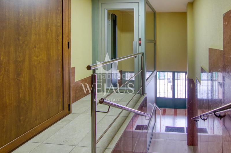 Foto 03267f4c-976b-4090-8591-3b03fee0c592. Pis a alta 70 a Numancia - San Fernando Santander