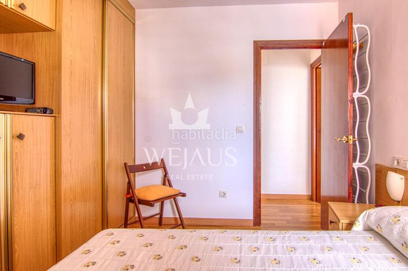 Foto 18ece3e0-62b0-4c61-905d-bd212a2a7c3a. Piso en calle del doctor enrique oti 4 piso con vistas al mar en Suances