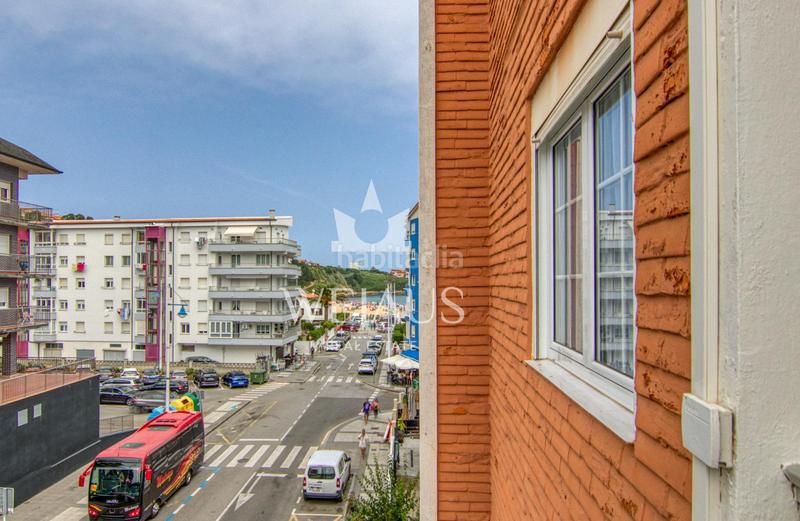 Foto 33c9a7c2-7d7b-4ccb-a846-ea782c2f6474. Piso en calle del doctor enrique oti 4 piso con vistas al mar en Suances