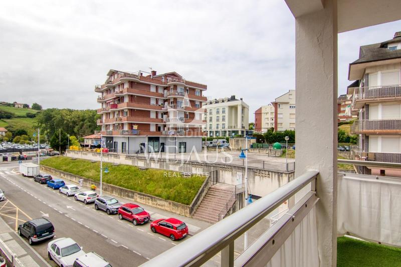 Foto b5ca33c8-19a9-4746-845b-deaf923a6c6f. Piso en calle del doctor enrique oti 4 piso con vistas al mar en Suances