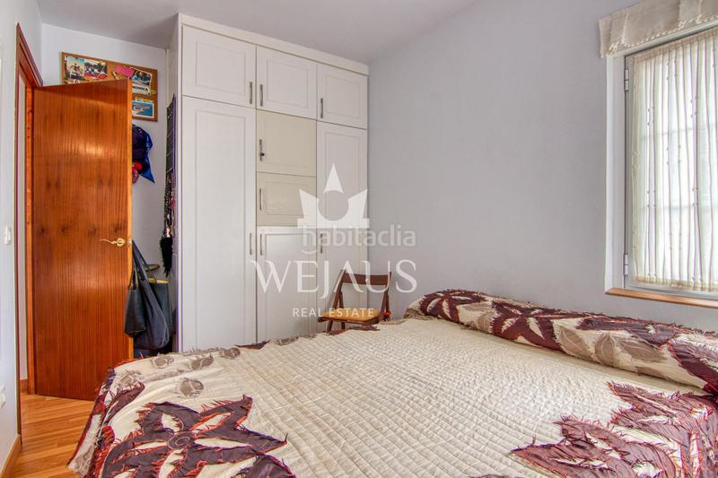 Foto a11cba57-b042-4d76-ae80-acbf6c7e6d21. Piso en calle del doctor enrique oti 4 piso en venta con vistas al mar en Suances