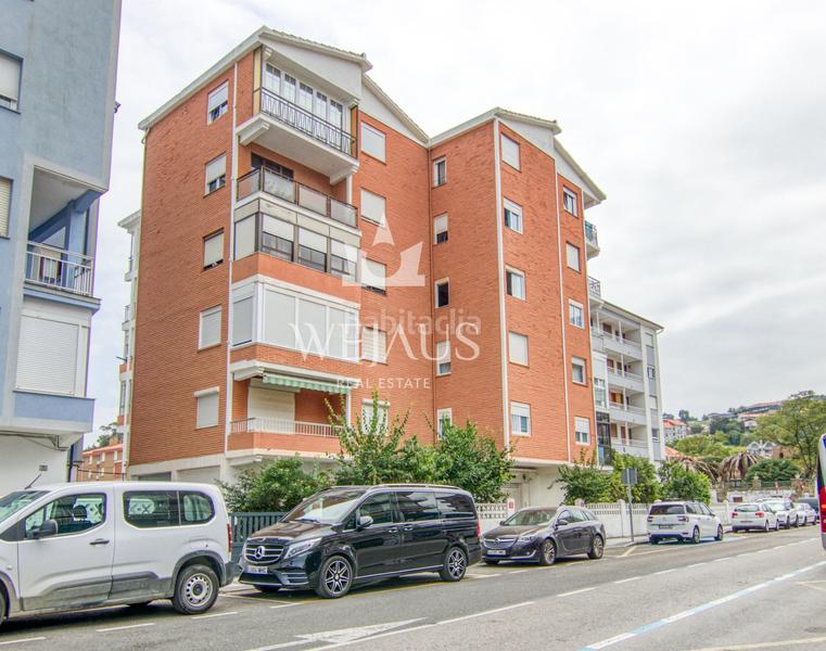 Foto d0440916-9de3-4c56-9738-96fa19cad846. Piso en calle del doctor enrique oti 4 piso en venta con vistas al mar en Suances
