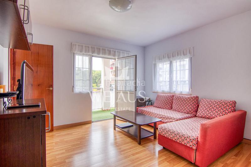 Foto d091b65d-fa2f-4111-bd8b-d69c8459bf1b. Piso en calle del doctor enrique oti 4 piso en venta con vistas al mar en Suances