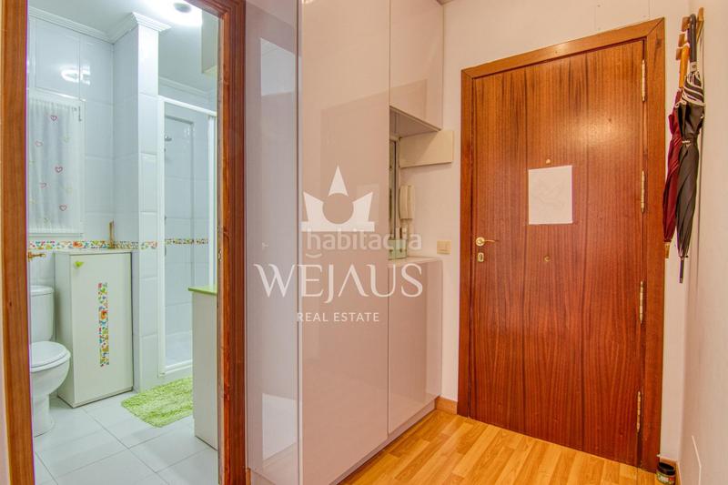 Foto e7b2f69e-73e8-40e0-8c74-7c138e16634f. Piso en calle del doctor enrique oti 4 piso en venta con vistas al mar en Suances