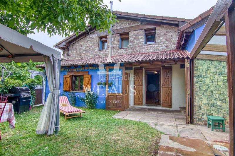 Foto c49f7de1-051e-4950-9215-0d2b5e28aca0. Chalet en plaza espinilla 20 casa de cuento espectacular en campoo en Hermandad de Campoo de Suso