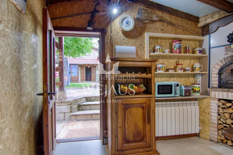 Foto cb8b8d3f-e77a-485e-97d3-26b4d248bfc1. Chalet en plaza espinilla 20 casa de cuento espectacular en campoo en Hermandad de Campoo de Suso
