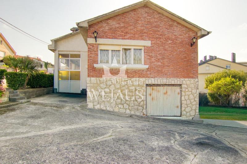 Foto be81fcf9-e9e6-40c7-b0a8-f3105177c0bc. Casa en barrio cotera (la) 1 impresionante casa con terreno urbano en Piélagos