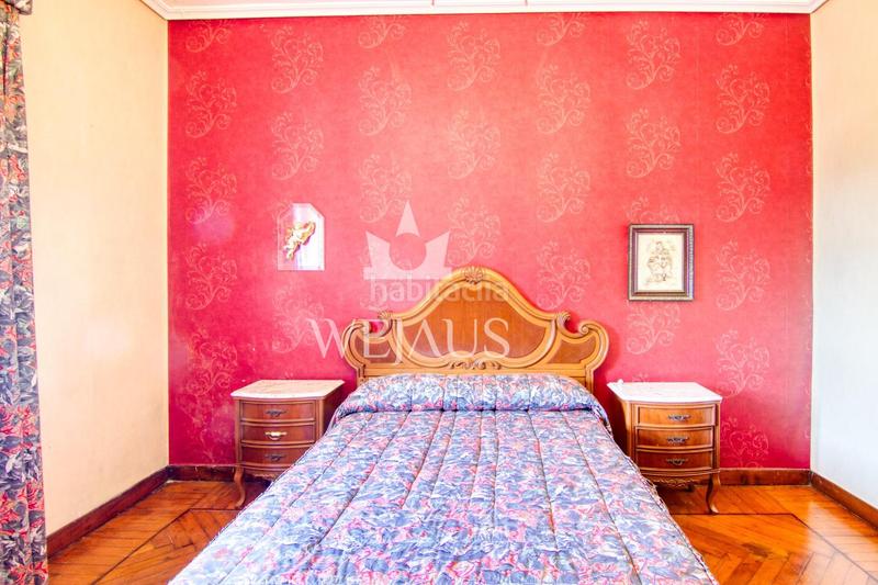Foto c9d179c6-031b-47df-b81c-f13839d7650a. Casa en barrio cotera (la) 1 impresionante casa con terreno urbano en Piélagos