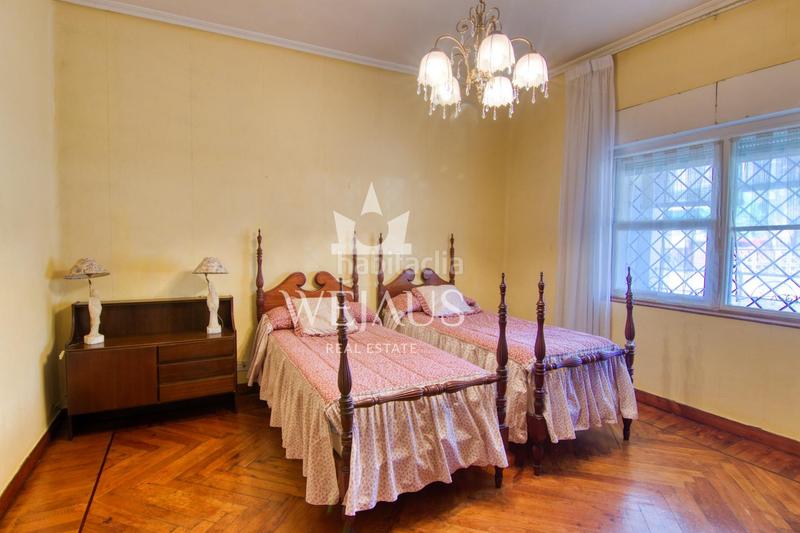 Foto f70a6779-cc26-4478-aa81-0d935d2e104c. Casa en barrio cotera (la) 1 impresionante casa con terreno urbano en Piélagos